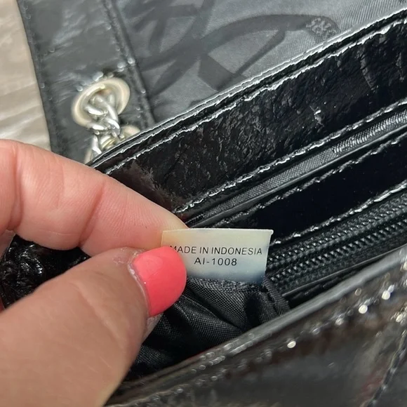 Michael Kors Quilted Hamilton Shoulder Bag or Clutch in GUC! - Picture 4 of 8